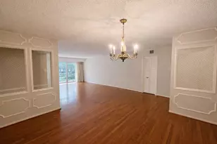 5050 Ambassador Way, Houston, TX 77056 - Photo 9