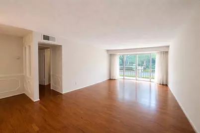 5050 Ambassador Way #111, Houston, TX 77056 - Photo 5