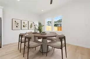 6610 Ezzard Charles Ln, Houston, TX 77091 - Photo 11