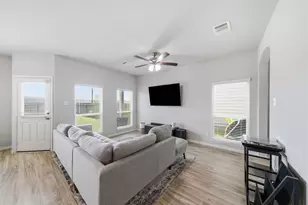 13451 Blair Glen Ln, Houston, TX 77048 - Photo 3