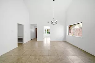 12330 Tambourine Dr, Houston, TX 77477 - Photo 5