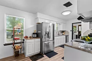 5936 Rosier Rd, Votaw, TX 77585 - Photo 9