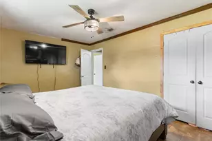 496 James St, Clute, TX 77531 - Photo 31