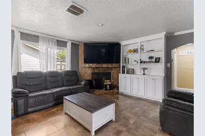 496 James Street, Clute, TX 77531 - Photo 15