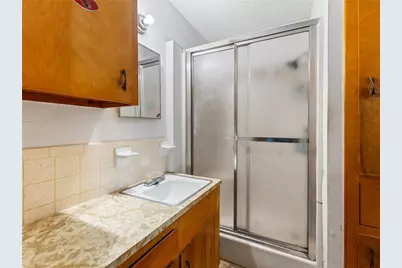 496 James Street, Clute, TX 77531 - Photo 37