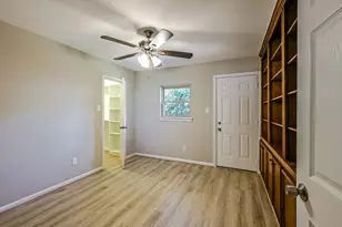914 Manchester Dr, Conroe, TX 77304 - Photo 29