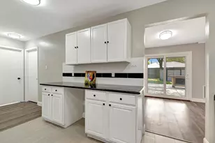 315 Knoll Forest Dr, League City, TX 77573 - Photo 13