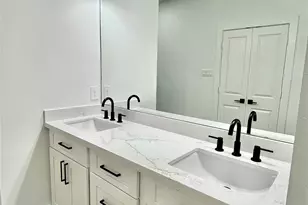 5710 Delmack St, Houston, TX 77032 - Photo 11