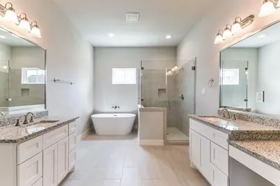 10926 Brookeshire Chase Lane, Houston, TX 77043 - Photo 5