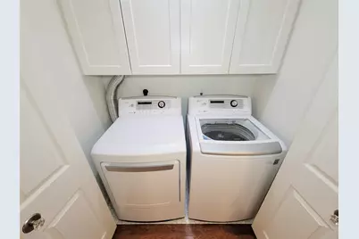 7575 Katy Freeway #111, Houston, TX 77024 - Photo 19