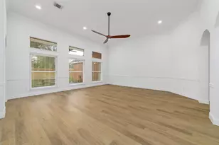 11407 E Lakewood Forest N Ct, Tomball, TX 77377 - Photo 5