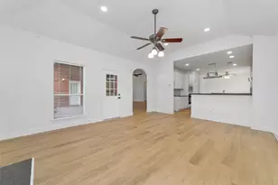 11407 E Lakewood Forest N Ct, Tomball, TX 77377 - Photo 9