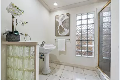 5152 Huckleberry Circle, Houston, TX 77056 - Photo 25