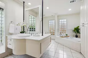 5152 Huckleberry Cir, Houston, TX 77056 - Photo 21