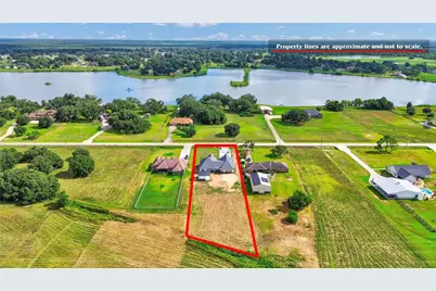 755 Sunset Trail, Angleton, TX 77515 - Photo 5