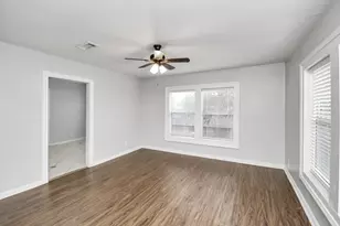 116 Marian St, Baytown, TX 77520 - Photo 11