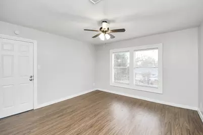 116 Marian Street, Baytown, TX 77520 - Photo 21