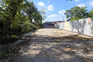 6206 Sidney St, Houston, TX 77021 - Photo 1