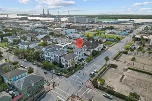 313 14th St, Galveston, TX 77550 - Photo 11