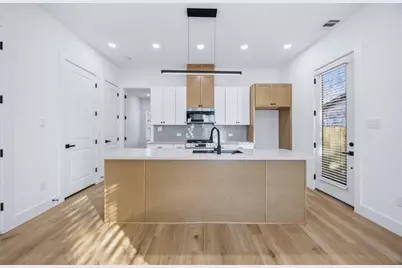 3923 Aledo Street #B, Houston, TX 77051 - Photo 5