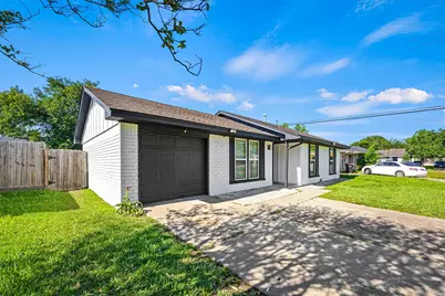 3907 Sandy Meadow Lane, Houston, TX 77039 - Photo 3