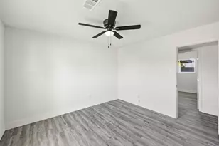 3907 Sandy Meadow Ln, Houston, TX 77039 - Photo 9