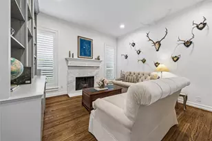 5422 John Dreaper Dr, Houston, TX 77056 - Photo 5