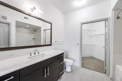 8877 Lakes At 610 Drive #341, Houston, TX 77054 - Photo 19