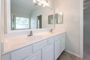 14 Nestlewood Pl, The Woodlands, TX 77382 - Photo 21