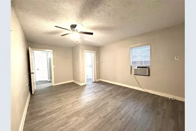 1813 Hatwell Street #1, Houston, TX 77023 - Photo 25