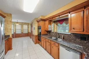 24302 Hollywick Dr, Tomball, TX 77375 - Photo 15