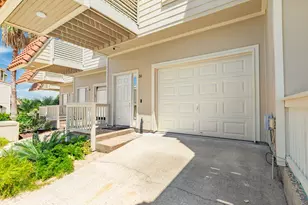 31 Dana Dr, Galveston, TX 77554 - Photo 3