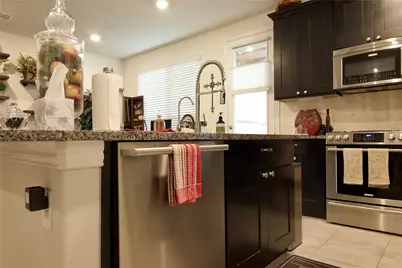 1838 Ryon Falls Drive, Richmond, TX 77469 - Photo 9
