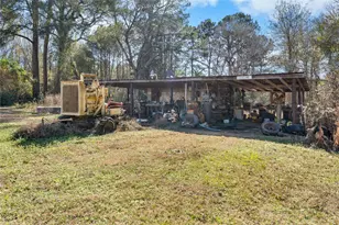 10388 Rutherford Cir, Cleveland, TX 77328 - Photo 9