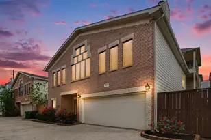 914 W 25th St, Houston, TX 77008 - Photo 1