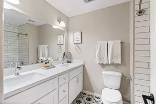 14022 St Marys Ln, Houston, TX 77079 - Photo 17