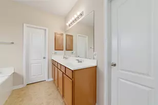 24526 Carlton Springs Ln Ln, Katy, TX 77494 - Photo 15