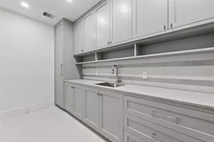 6534 Corbin St, Houston, TX 77055 - Photo 11