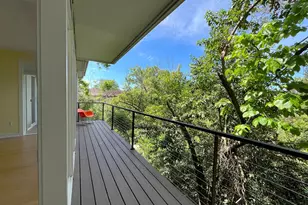 8211 Katy Fwy, Houston, TX 77024 - Photo 21