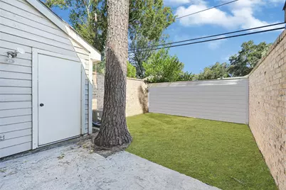 2030 Plantation Drive #B-14, Conroe, TX 77301 - Photo 17