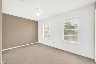 2030 Plantation Dr, Conroe, TX 77301 - Photo 5