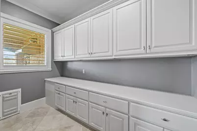 15426 Oyster Creek Lane, Sugar Land, TX 77478 - Photo 19