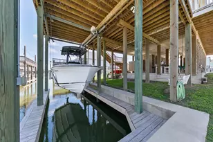 22212 Cantina Dr, Galveston, TX 77554 - Photo 29