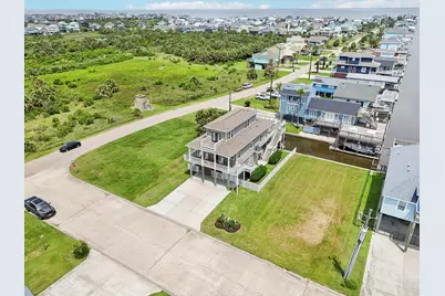22212 Cantina Drive, Galveston, TX 77554 - Photo 37