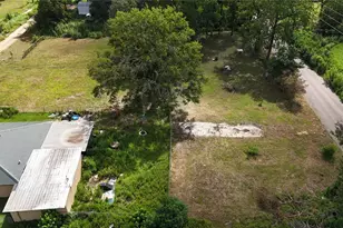 606 W Powell St, Willis, TX 77378 - Photo 1