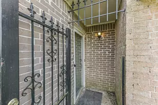 1307 Town Cir, Baytown, TX 77520 - Photo 5