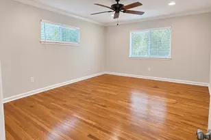 8215 Leader St, Houston, TX 77036 - Photo 11
