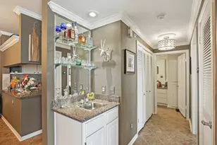 2100 Welch St, Houston, TX 77019 - Photo 7