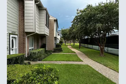 10378 Briar Forest Drive #32/5, Houston, TX 77042 - Photo 15