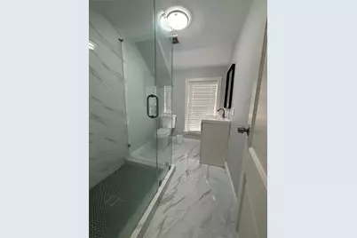 2 Bayvilla Street, Baytown, TX 77520 - Photo 7